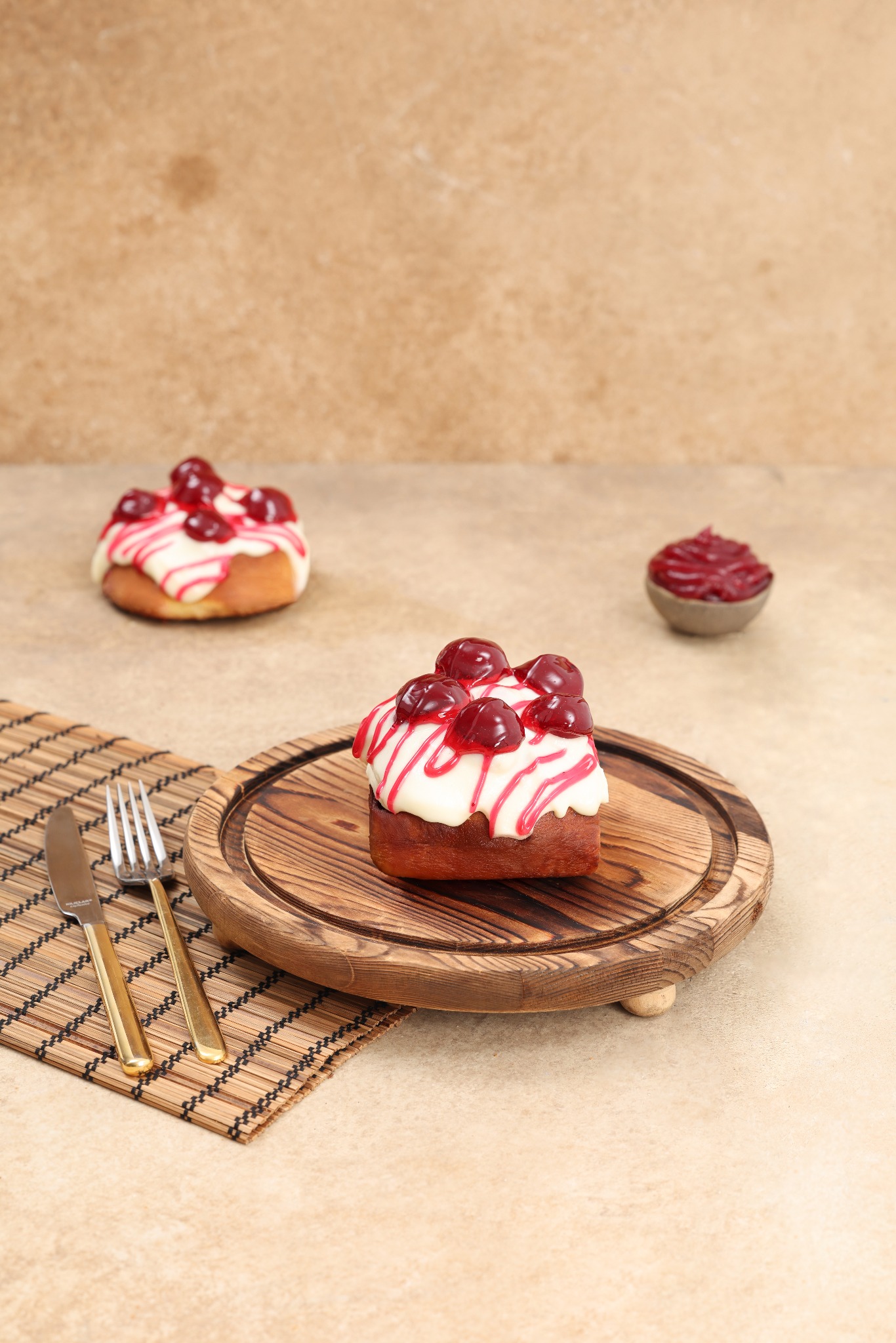 Frambuazlı Tarçınlı Roll